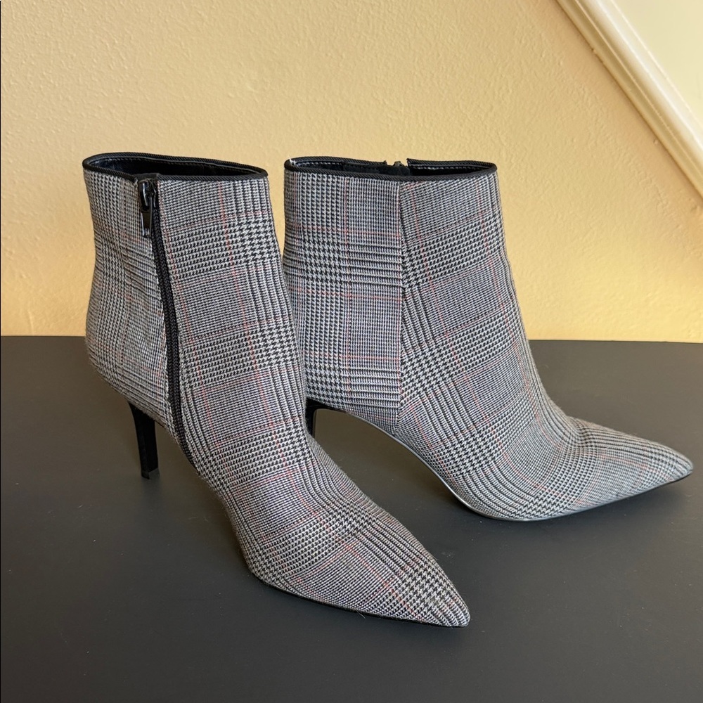 NWOT Cabi Dandy Boot - Picture 4 of 5